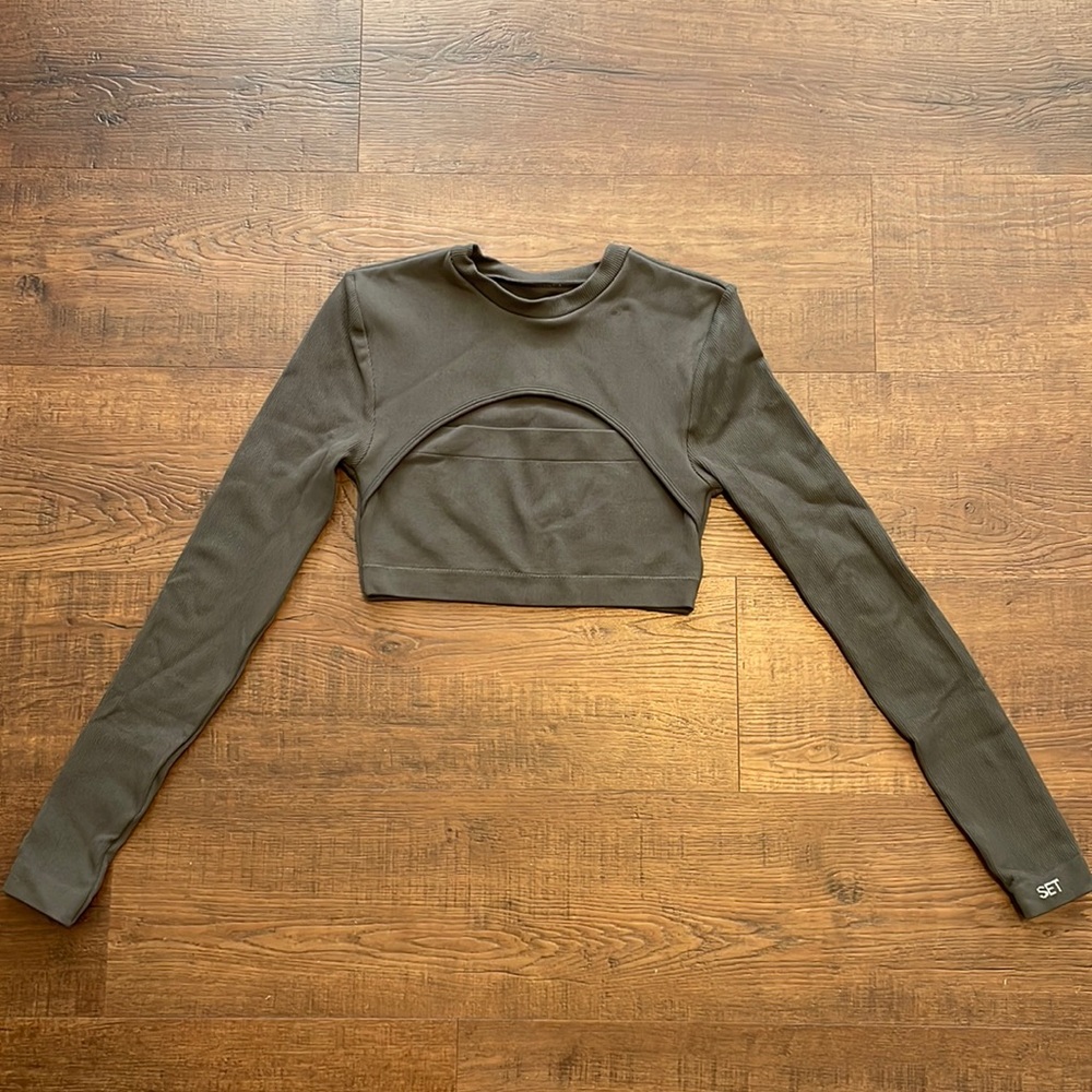 SCULPTFLEX® LONG SLEEVE CUTOUT BRA